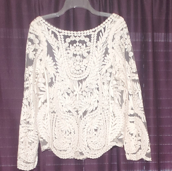 Embroidered Top - Picture 4 of 4